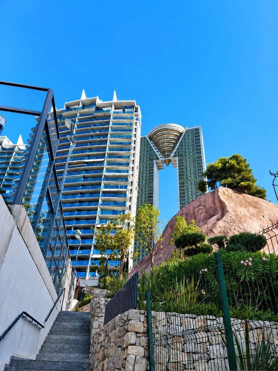 2 chambre Appartement à vendre à Benidorm avec piscine garage - 550 000 € (Ref: 9780191)
