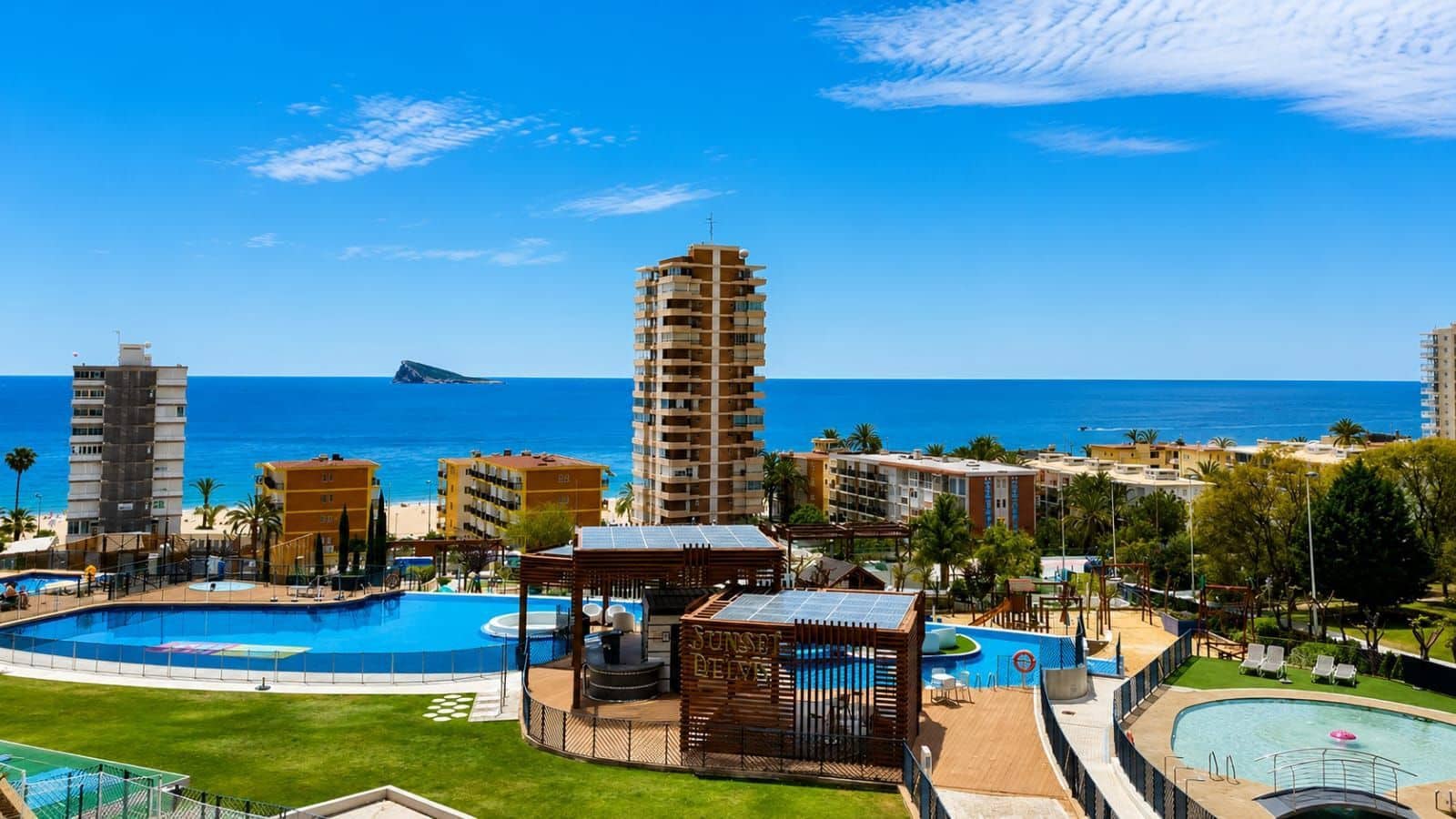 2 chambre Appartement à vendre à Benidorm avec piscine garage - 550 000 € (Ref: 9780191)