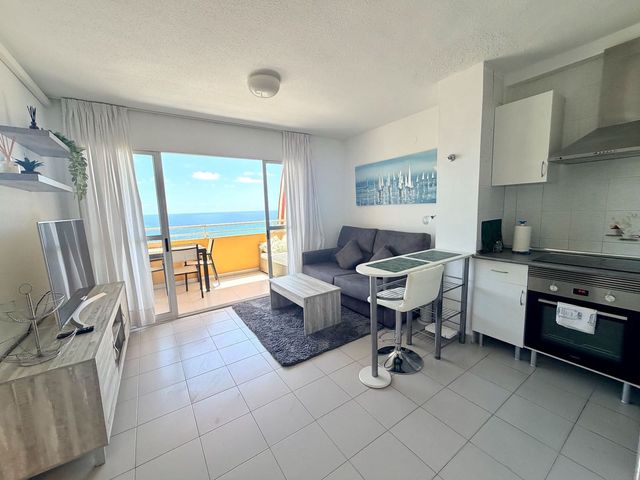 1 makuuhuone Huoneisto myytävänä paikassa Playa Poniente, Benidorm mukana uima-altaan - 380 000 € (Ref: 9788050)