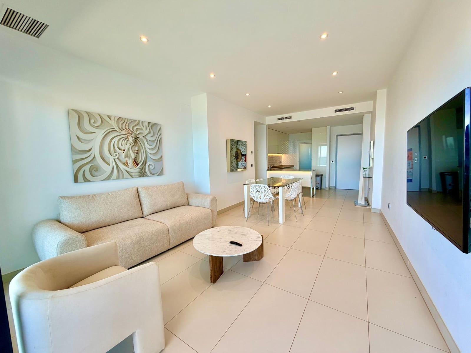 2 soverom Leilighet til salgs i Benidorm med svømmebasseng garasje - € 599 000 (Ref: 9788051)