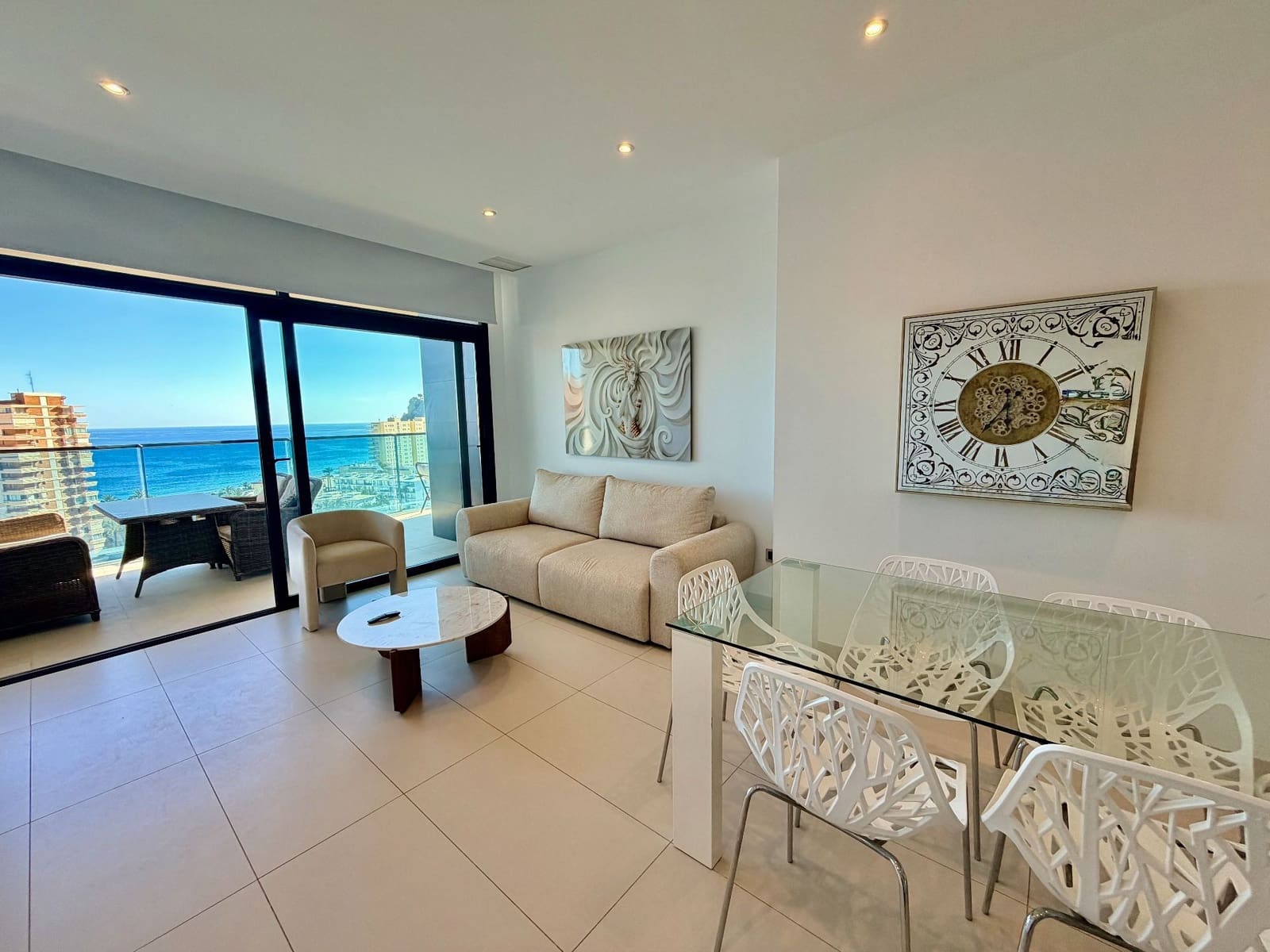 2 soverom Leilighet til salgs i Benidorm med svømmebasseng garasje - € 599 000 (Ref: 9788051)