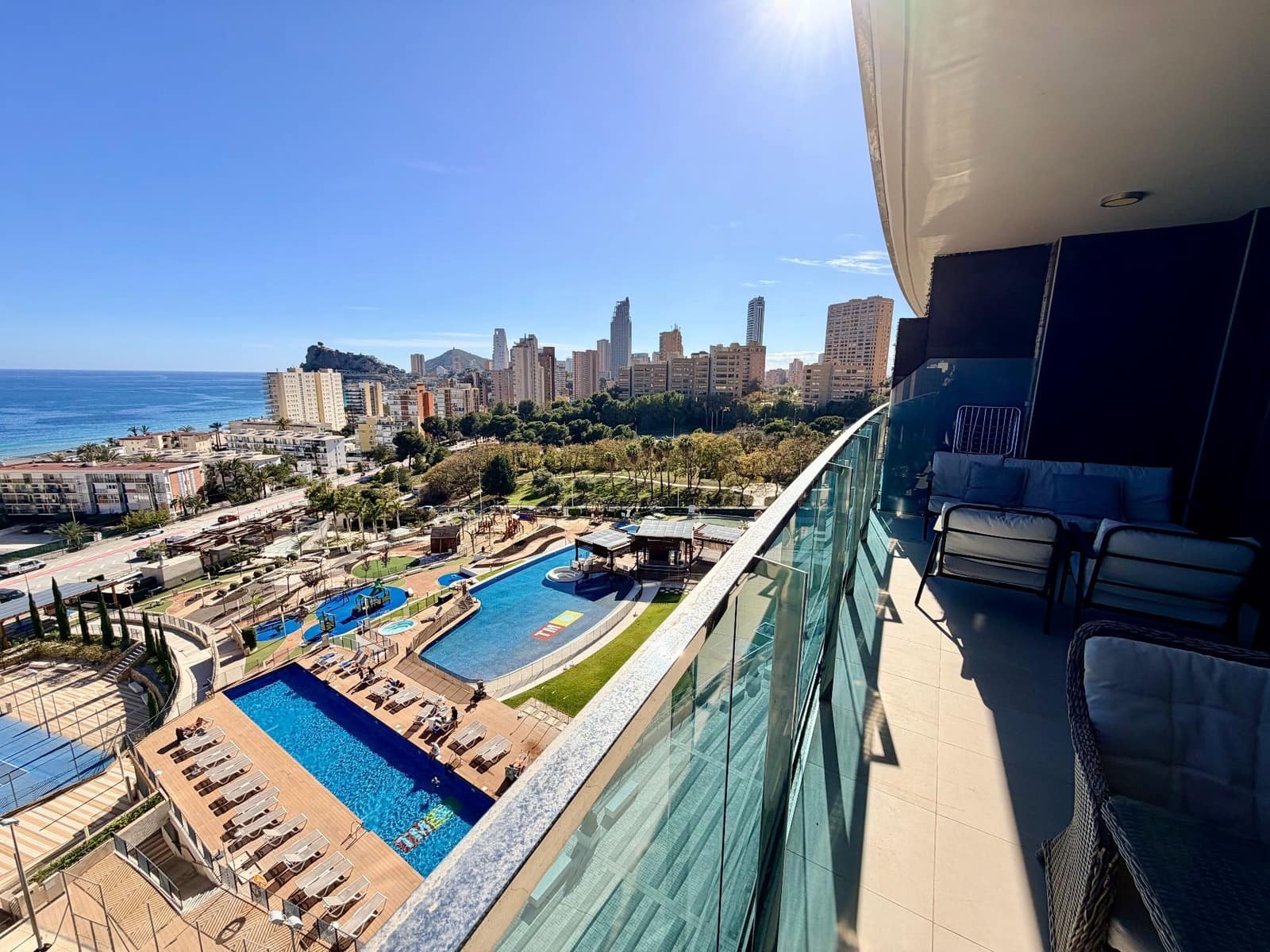 2 soverom Leilighet til salgs i Benidorm med svømmebasseng garasje - € 599 000 (Ref: 9788051)