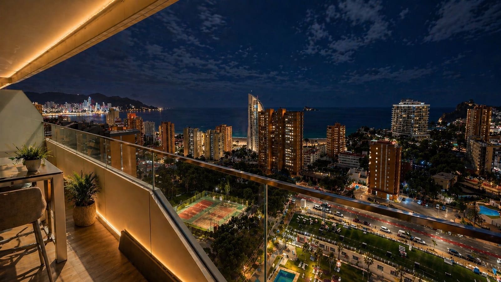 2 chambre Appartement à vendre à Benidorm avec piscine garage - 732 500 € (Ref: 9828749)