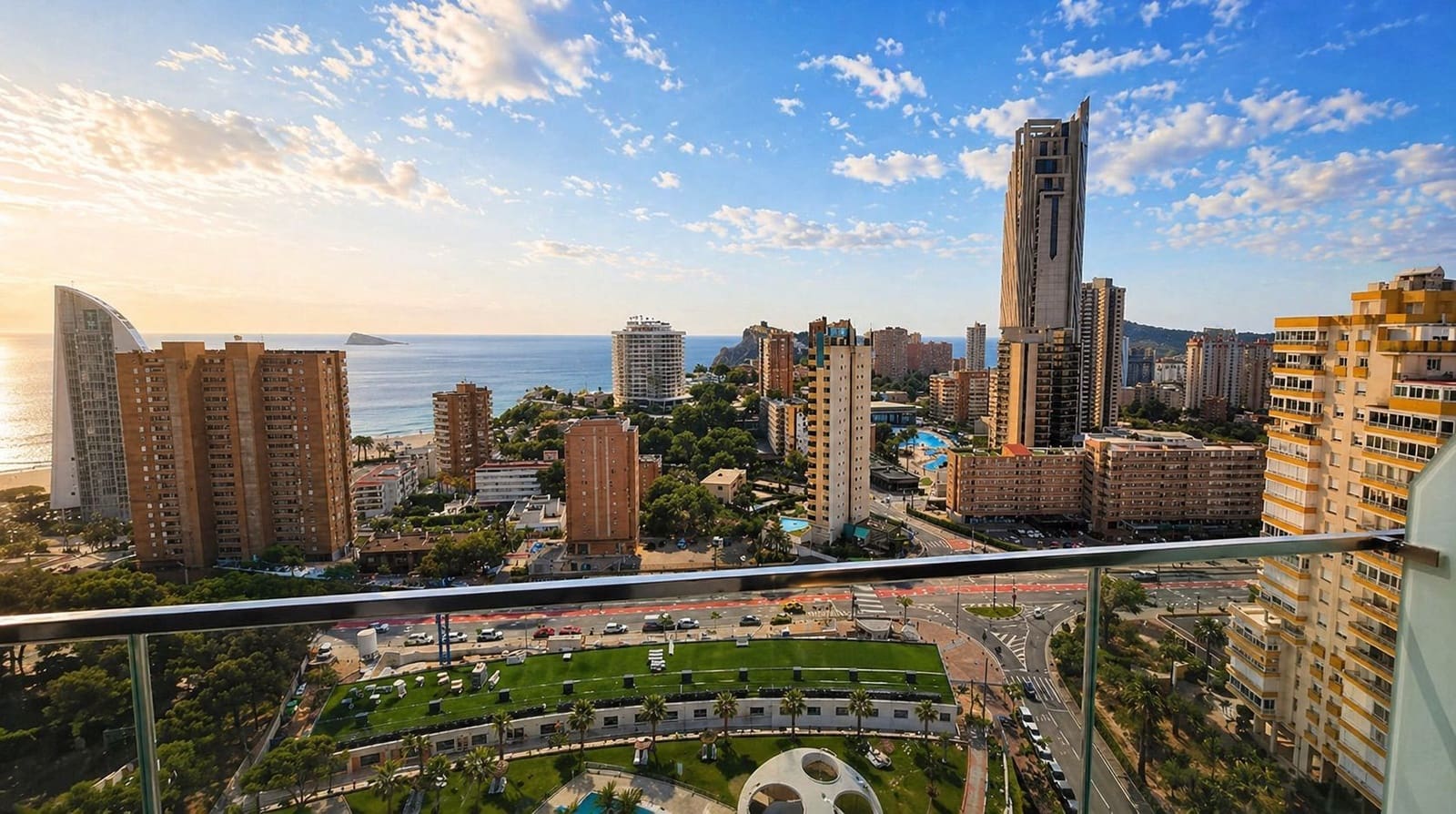 2 chambre Appartement à vendre à Benidorm avec piscine garage - 732 500 € (Ref: 9828749)