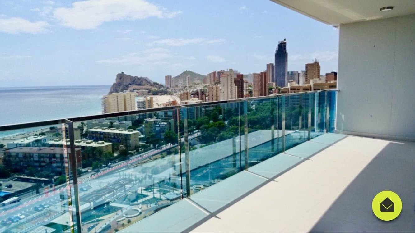 3 sypialnia Apartament do wynajęcia w Benidorm z basenem garażem - 2 500 € (Ref: 9830774)