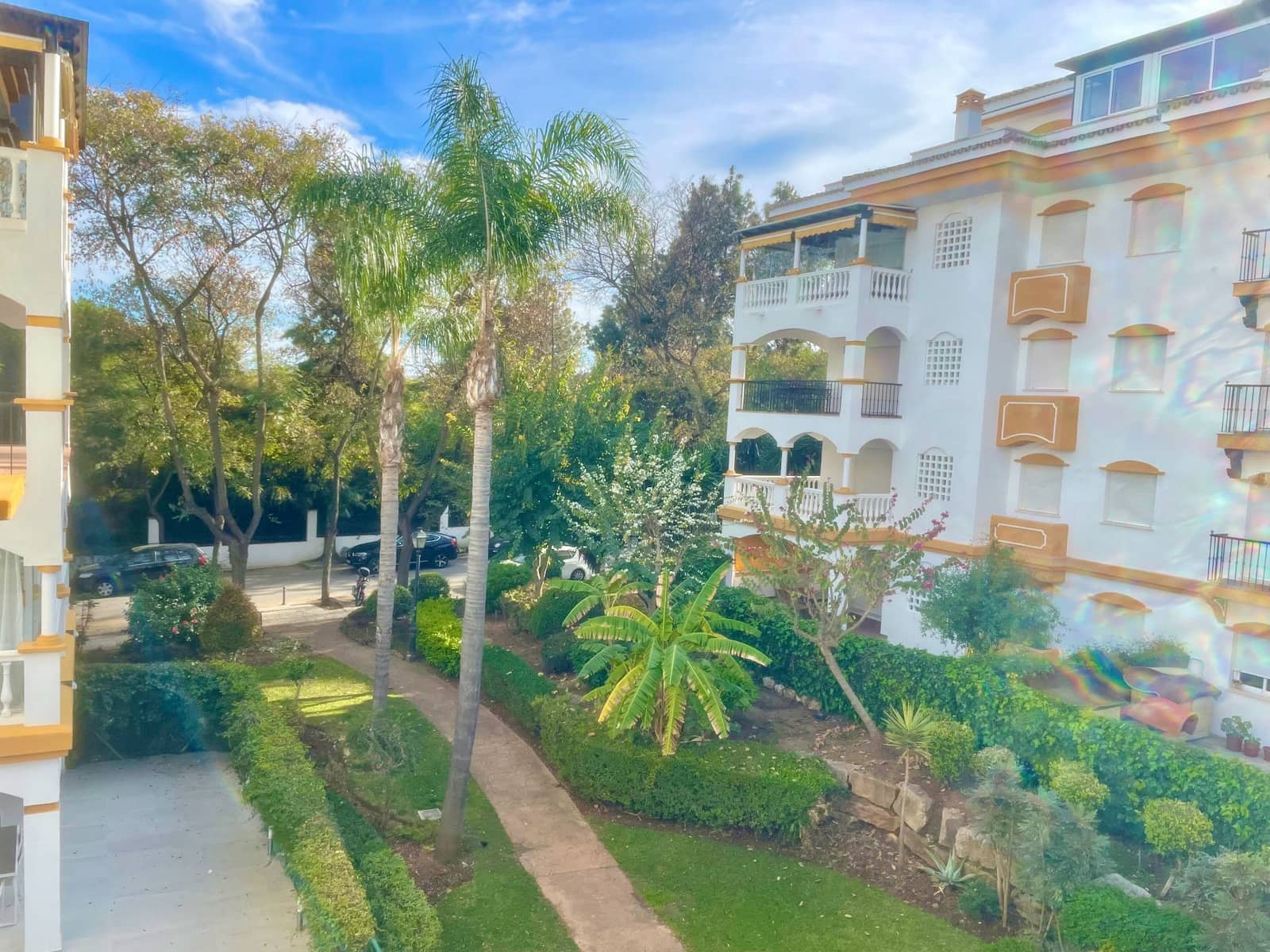 2 sypialnia Apartament do wynajęcia w Puerto Banus z basenem garażem - 1 650 € (Ref: 9871611)