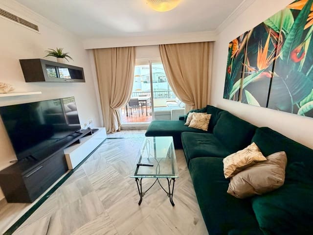 2 soverom Leilighet til leie i Puerto Banus, Marbella med svømmebasseng garasje - € 1 600 (Ref: 9871611)