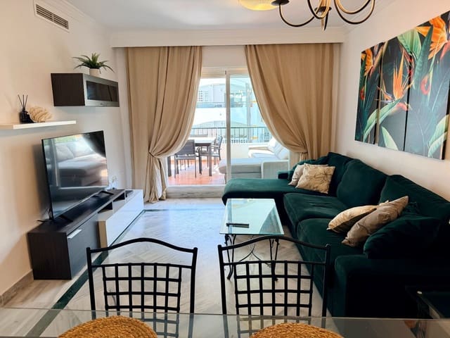 2 soverom Leilighet til leie i Puerto Banus, Marbella med svømmebasseng garasje - € 1 600 (Ref: 9871611)