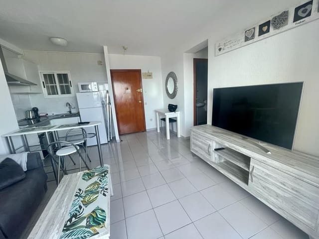 1 quarto Apartamento para arrendar em Playa Poniente, Benidorm com piscina - 1 500 € (Ref: 9947337)