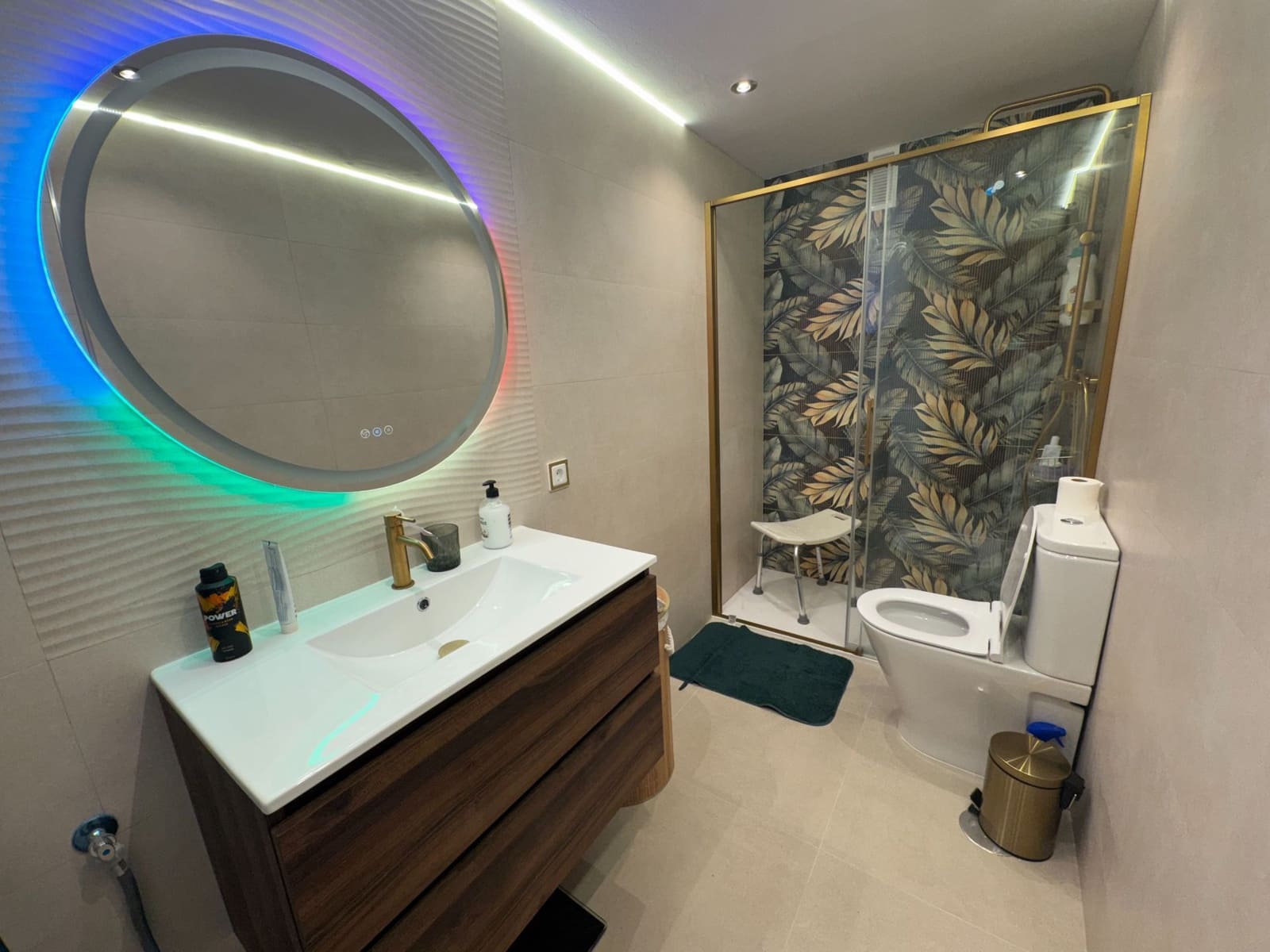 1 quarto Apartamento para arrendar em Benidorm com piscina - 1 500 € (Ref: 9947337)