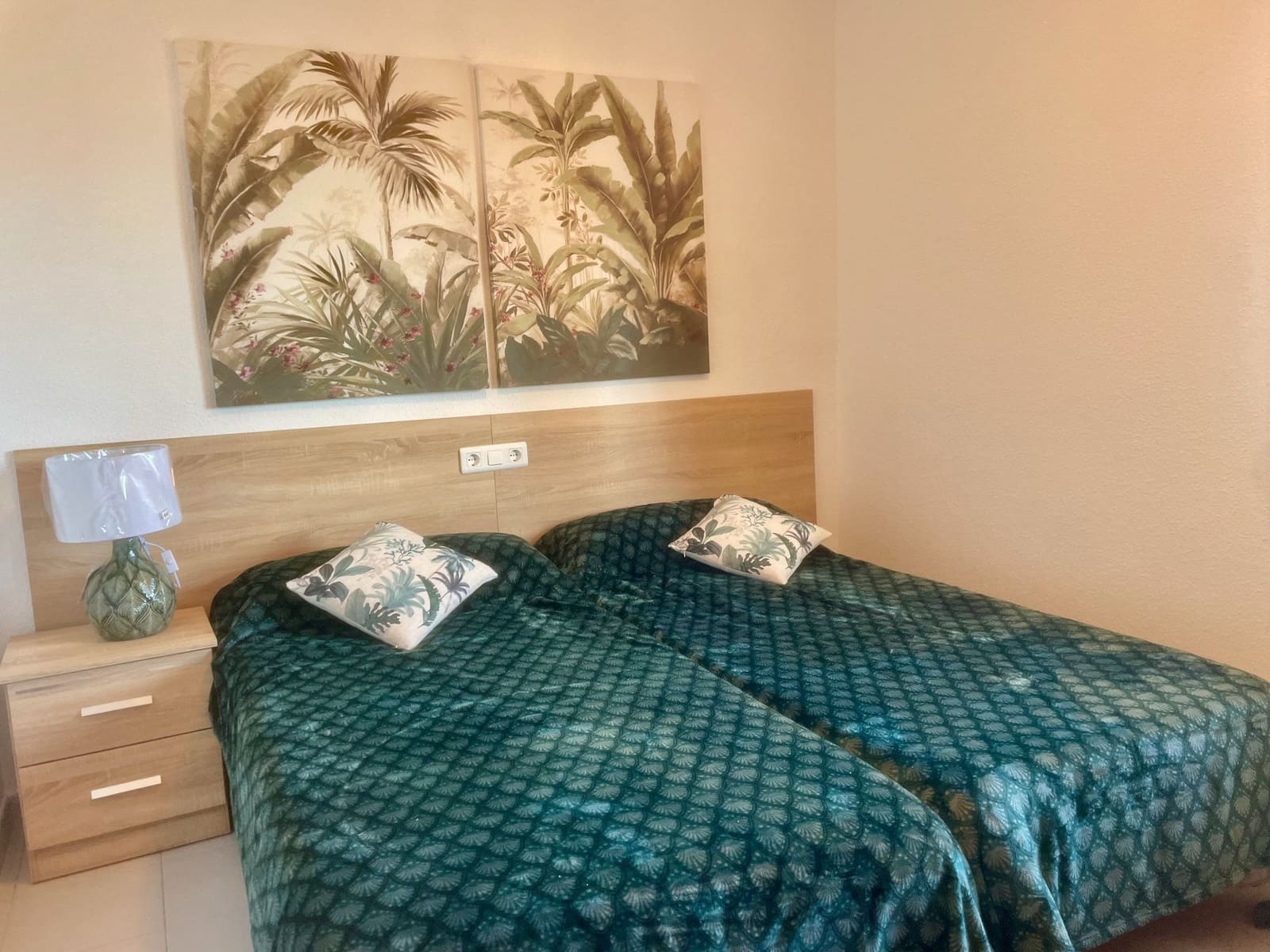 1 quarto Apartamento para arrendar em Benidorm com piscina - 1 500 € (Ref: 9947337)