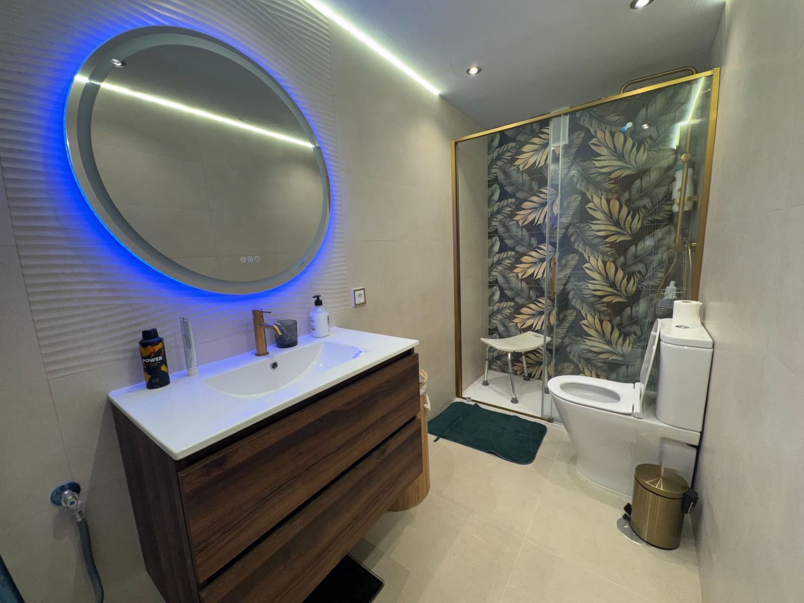 1 quarto Apartamento para arrendar em Benidorm com piscina - 1 500 € (Ref: 9947337)