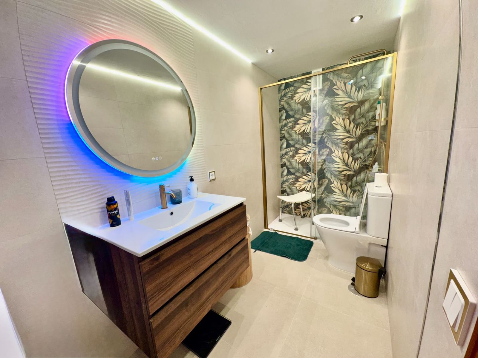 1 quarto Apartamento para arrendar em Benidorm com piscina - 1 500 € (Ref: 9947337)