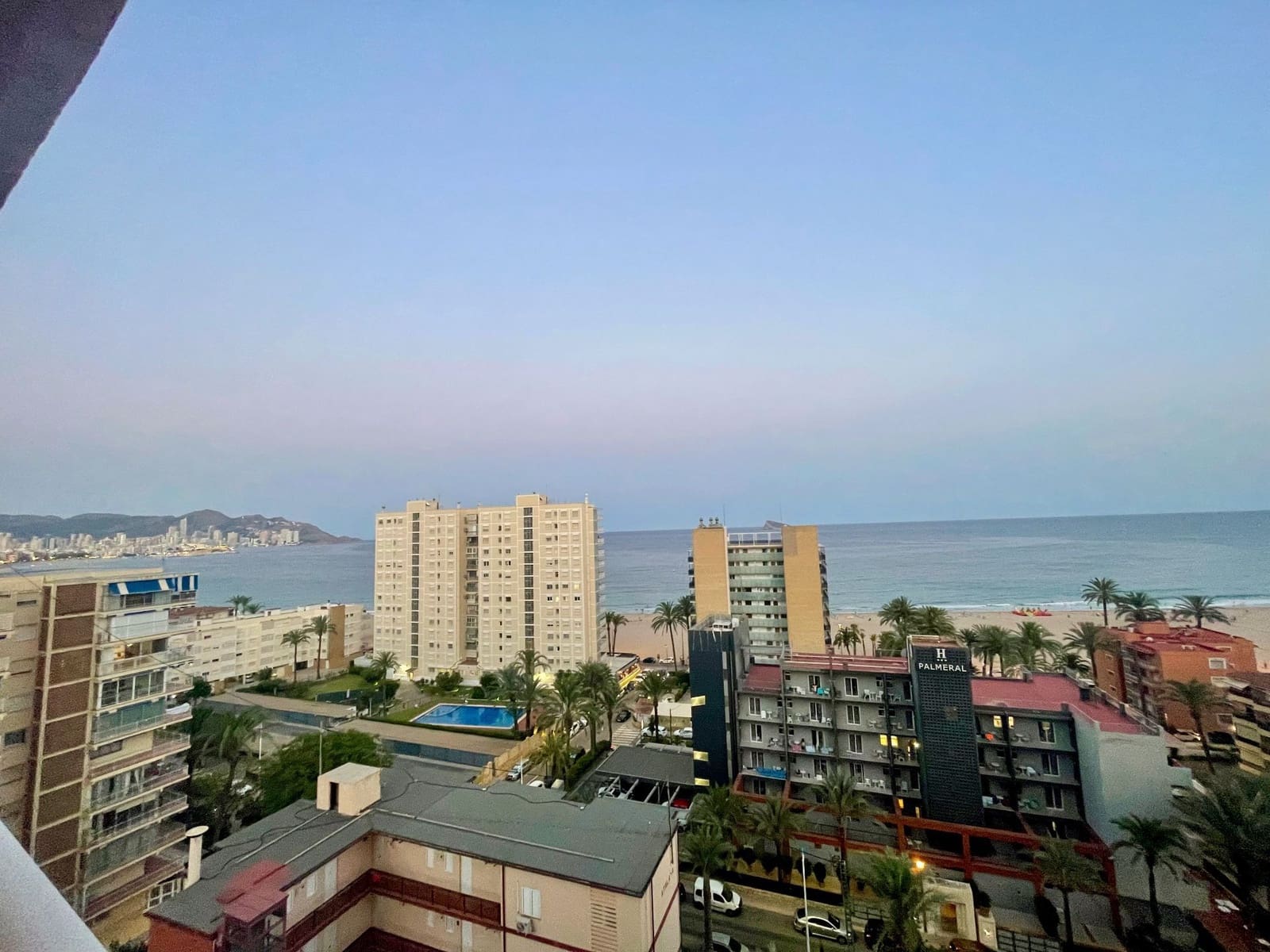 1 quarto Apartamento para arrendar em Benidorm com piscina - 1 500 € (Ref: 9947337)