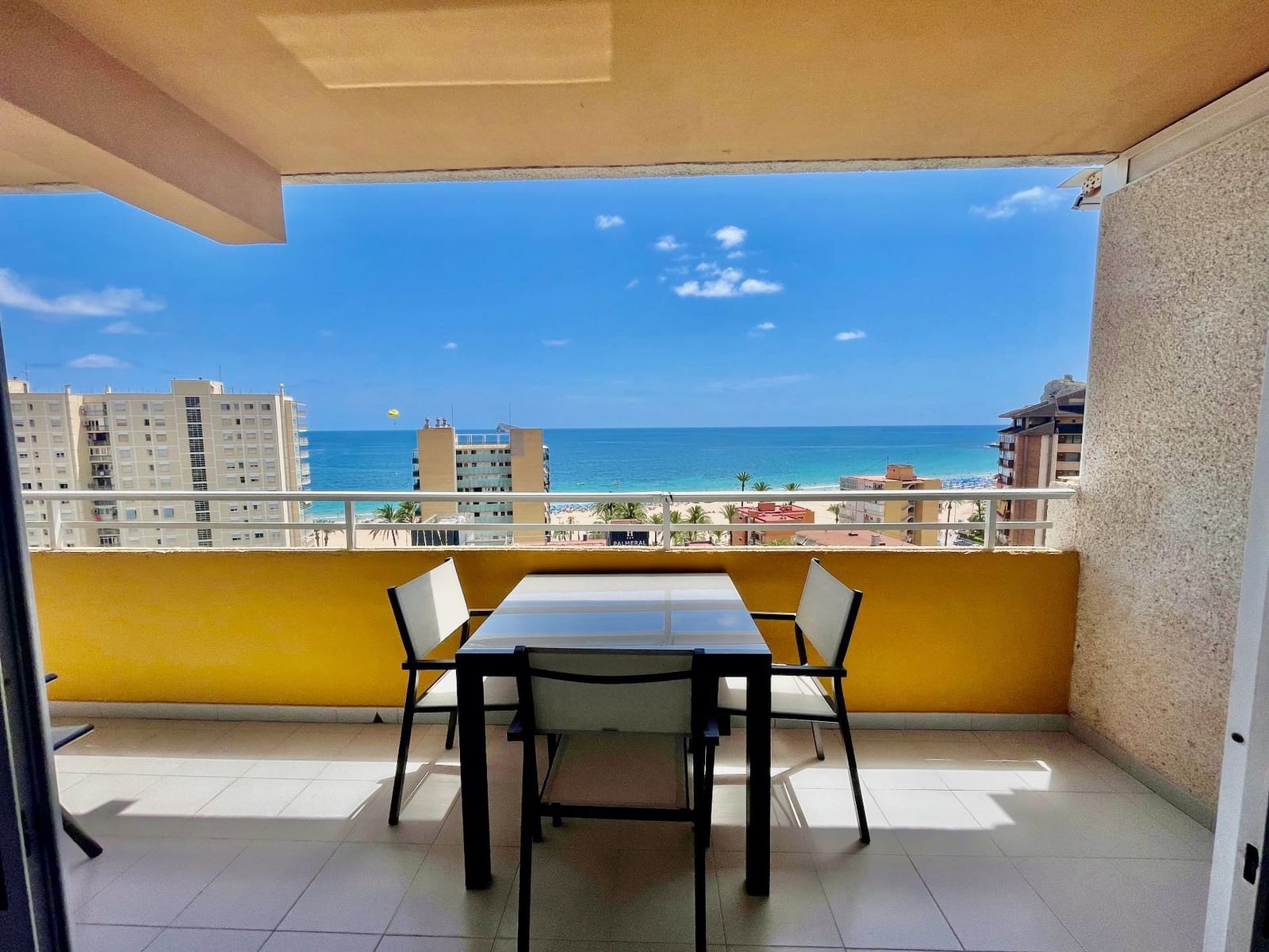 1 quarto Apartamento para arrendar em Benidorm com piscina - 1 500 € (Ref: 9947337)