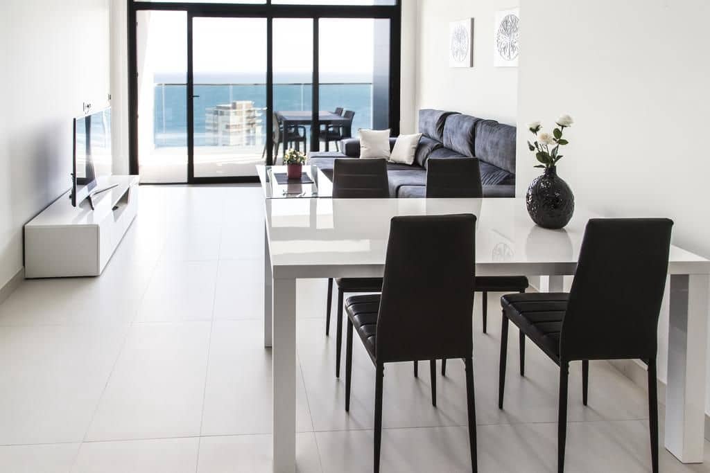 2 soveværelse Lejlighed til salg i Benidorm med swimmingpool garage - € 600.000 (Ref: 9949272)