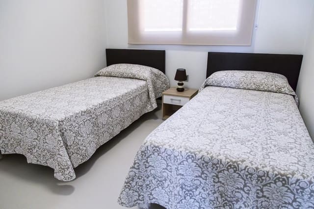 2 soveværelse Lejlighed til salg i Playa Poniente, Benidorm med swimmingpool garage - € 600.000 (Ref: 9949272)