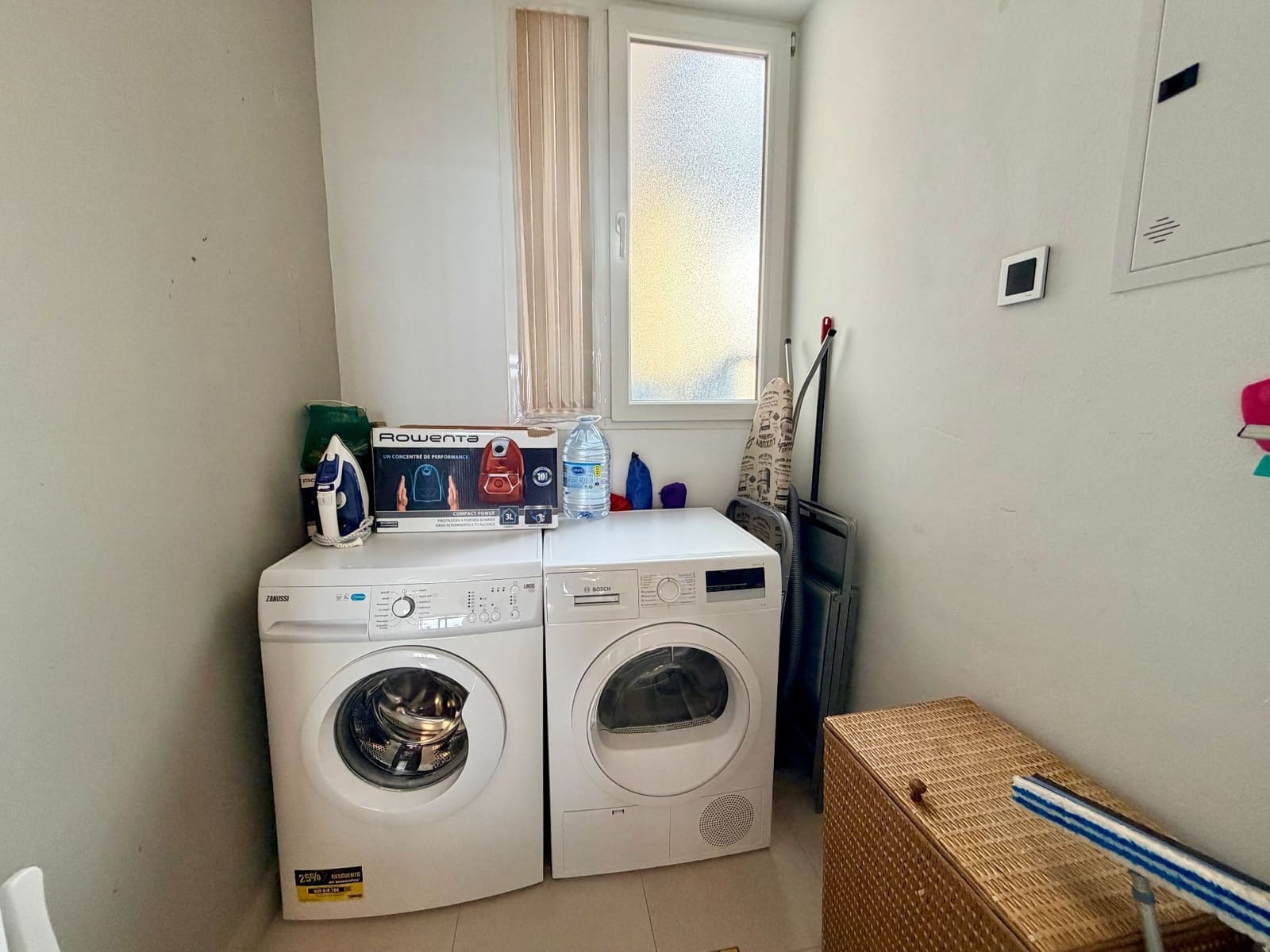 2 makuuhuone Huoneisto myytävänä paikassa Benidorm mukana uima-altaan 
autotalli - 570 000 € (Ref: 9962143)