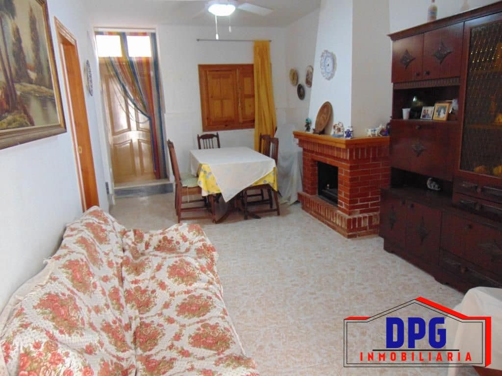 6 bedroom Townhouse for sale in Turre - € 89,900 (Ref: 7863425)