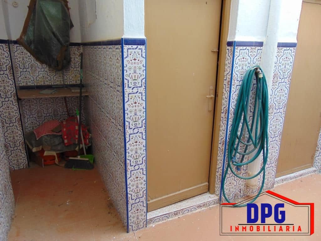 6 bedroom Townhouse for sale in Turre - € 89,900 (Ref: 7863425)