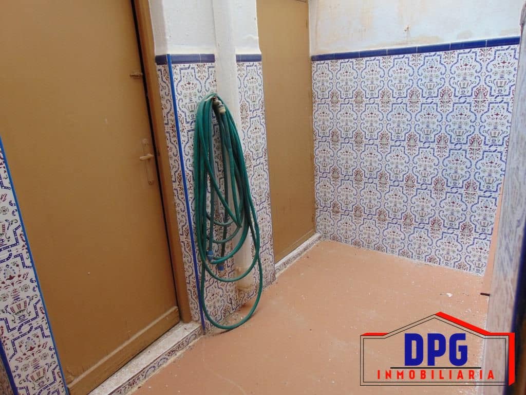 6 bedroom Townhouse for sale in Turre - € 89,900 (Ref: 7863425)