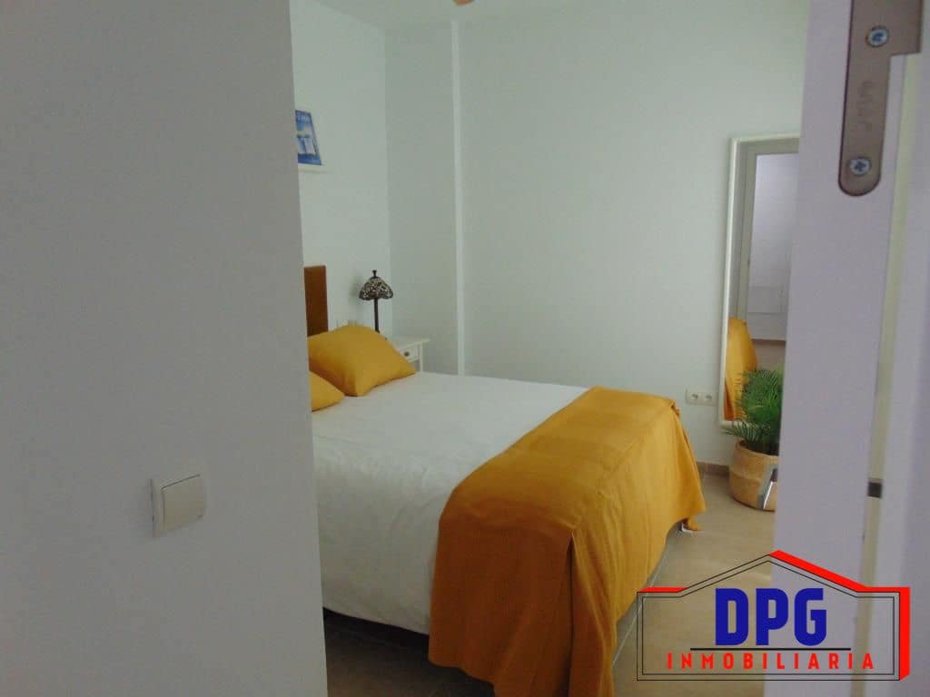 2 slaapkamer Appartement te huur in Garrucha met garage - € 500 (Ref: 9166350)
