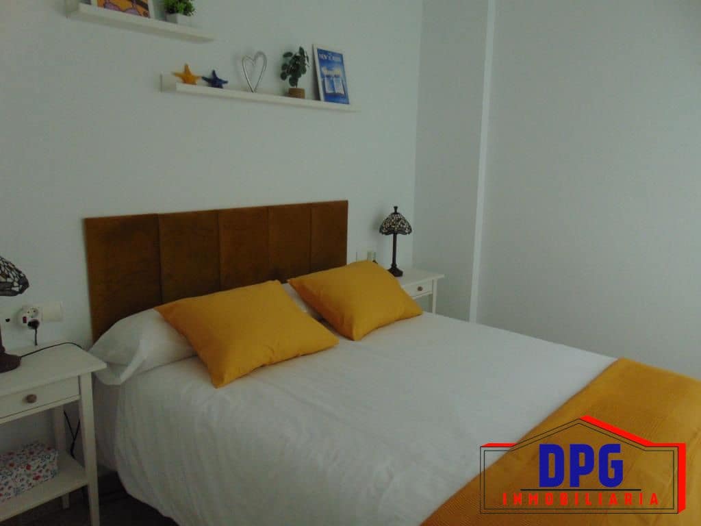 2 slaapkamer Appartement te huur in Garrucha met garage - € 500 (Ref: 9166350)