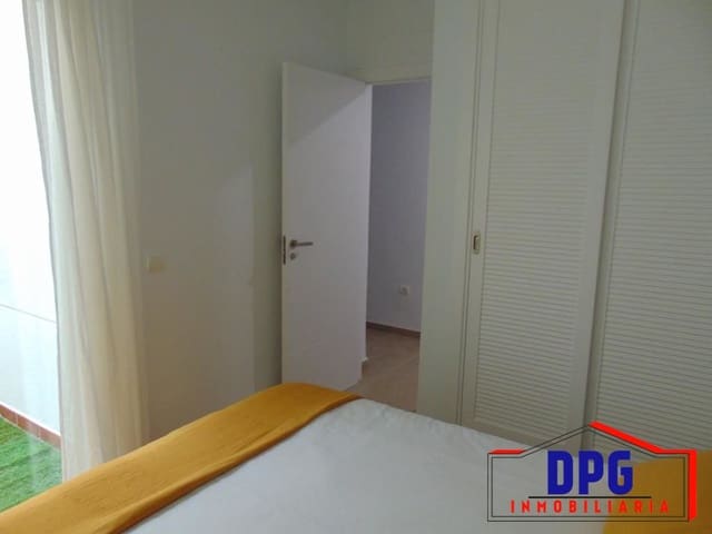 Appartement de 2 chambres à louer à Garrucha avec garage - 500 € (Ref: 9166350)