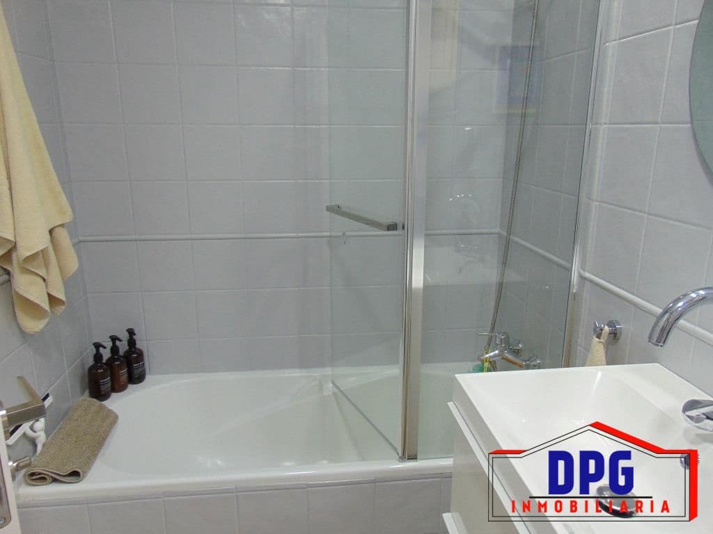 2 slaapkamer Appartement te huur in Garrucha met garage - € 500 (Ref: 9166350)