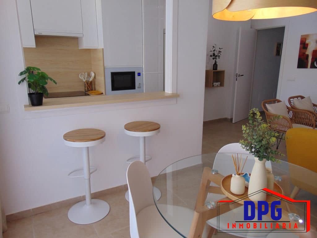 2 slaapkamer Appartement te huur in Garrucha met garage - € 500 (Ref: 9166350)