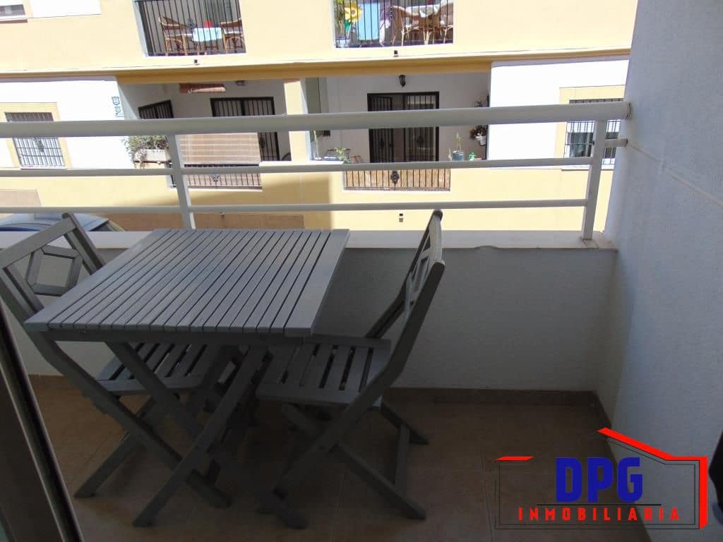 2 slaapkamer Appartement te huur in Garrucha met garage - € 500 (Ref: 9166350)