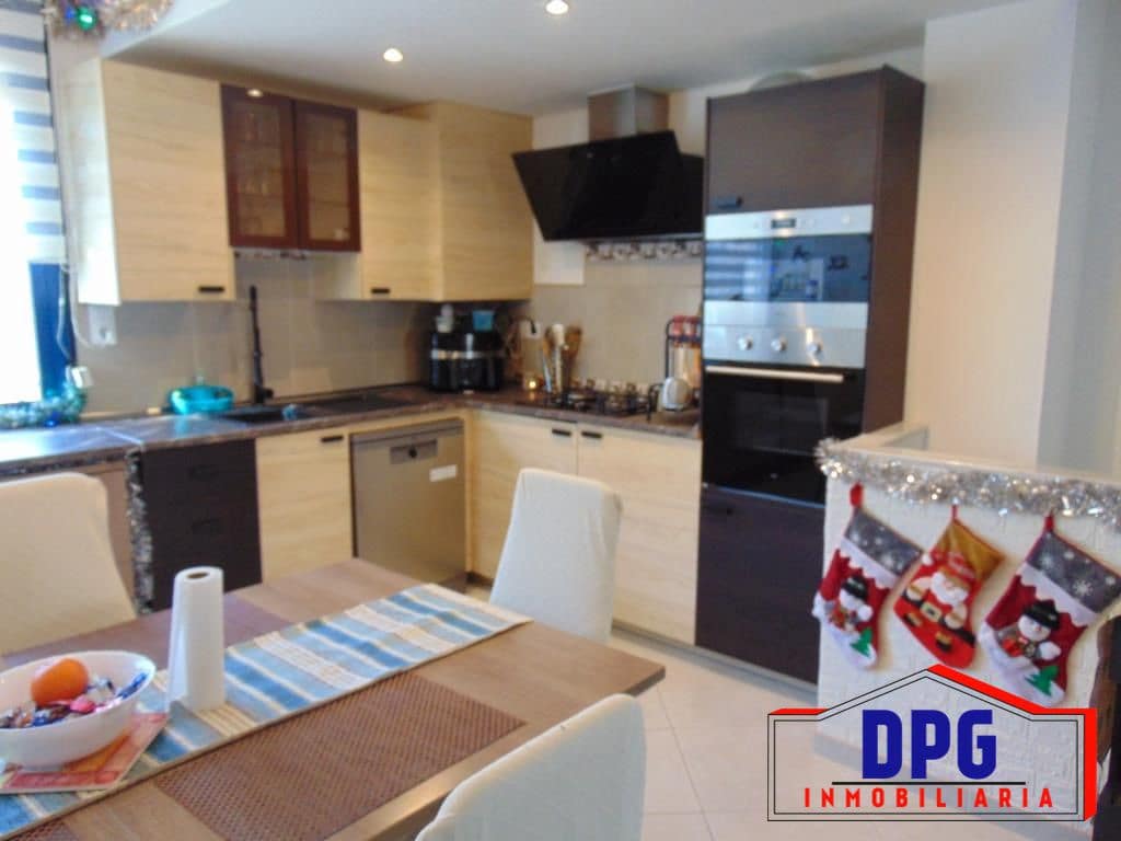 3 bedroom Flat for sale in Garrucha with garage - € 149,000 (Ref: 9491140)