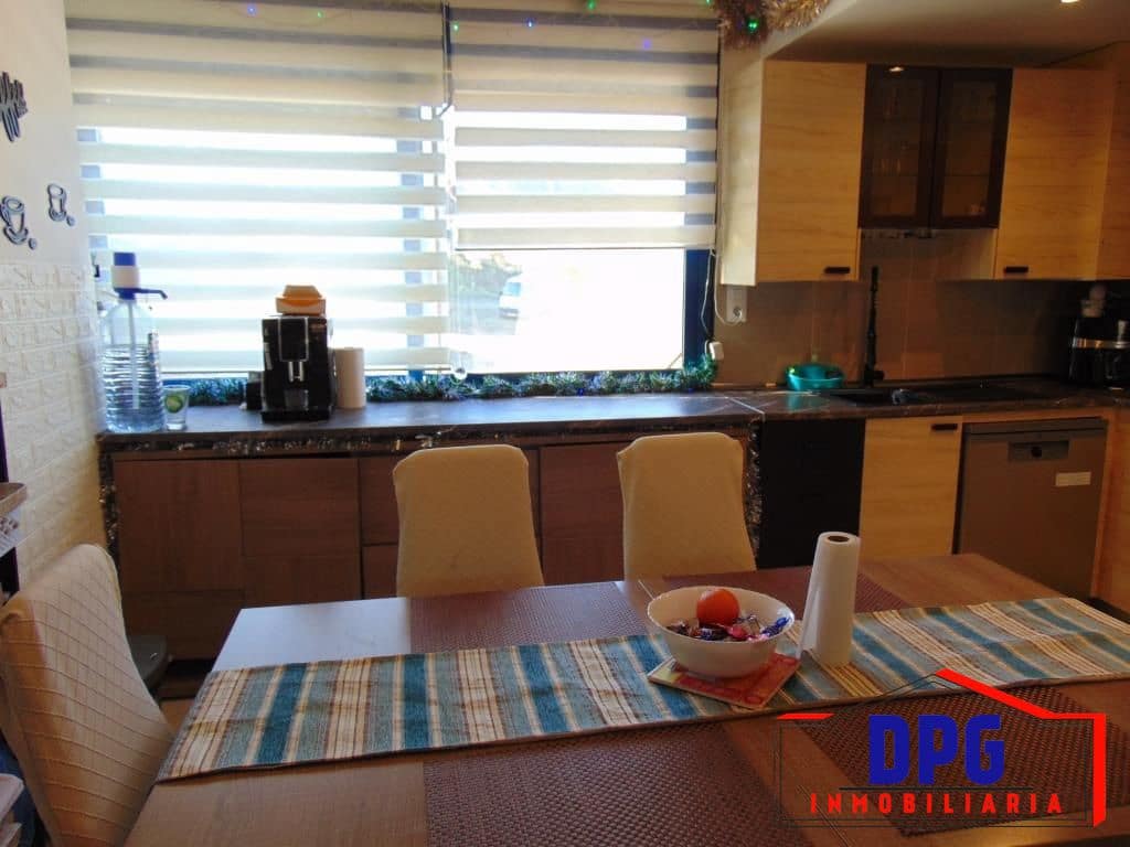3 bedroom Flat for sale in Garrucha with garage - € 149,000 (Ref: 9491140)