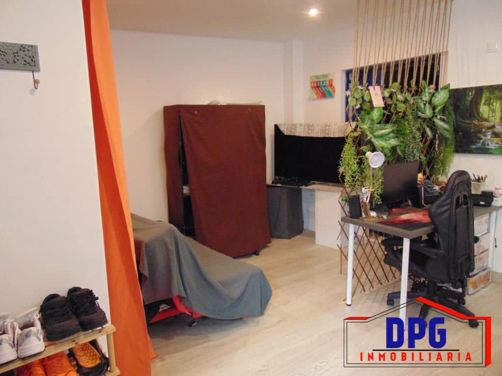 3 bedroom Flat for sale in Garrucha with garage - € 149,000 (Ref: 9491140)