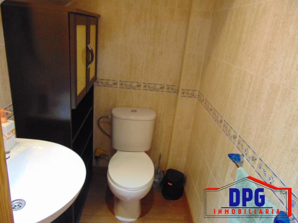 3 makuuhuone Huoneisto myytävänä paikassa Vera mukana 
autotalli - 129 000 € (Ref: 9570813)