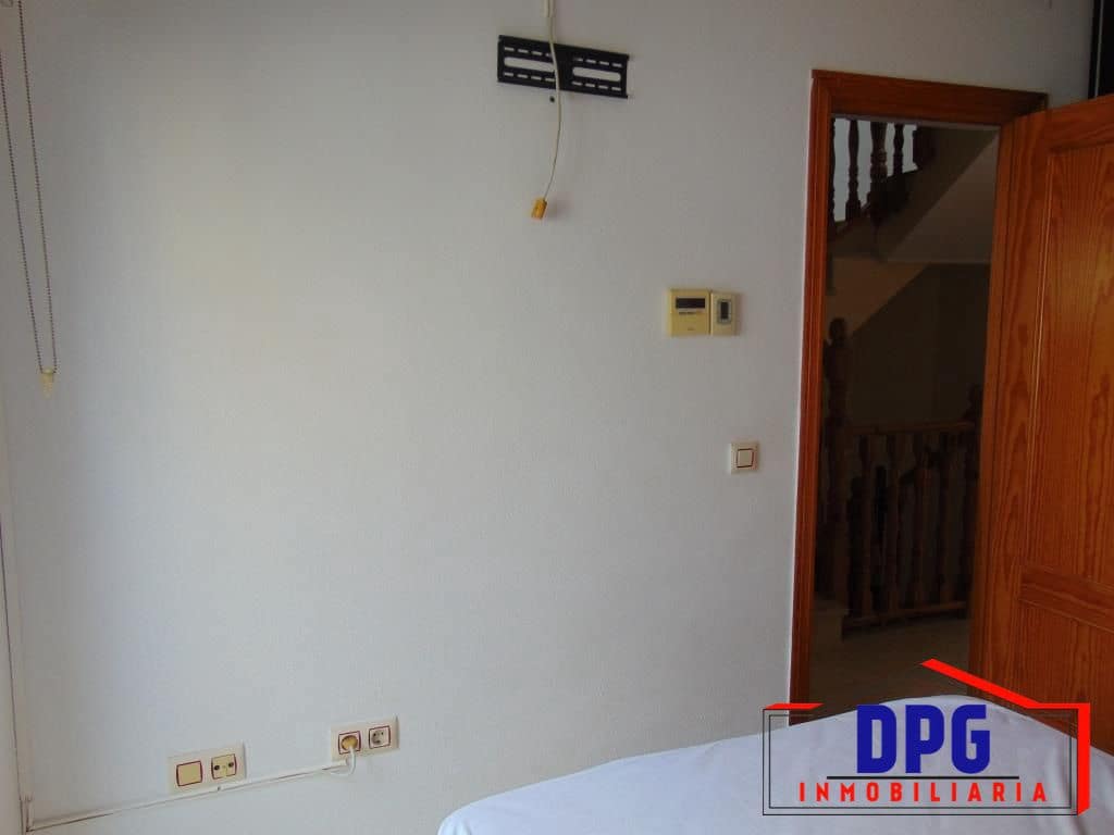 3 makuuhuone Huoneisto myytävänä paikassa Vera mukana 
autotalli - 129 000 € (Ref: 9570813)