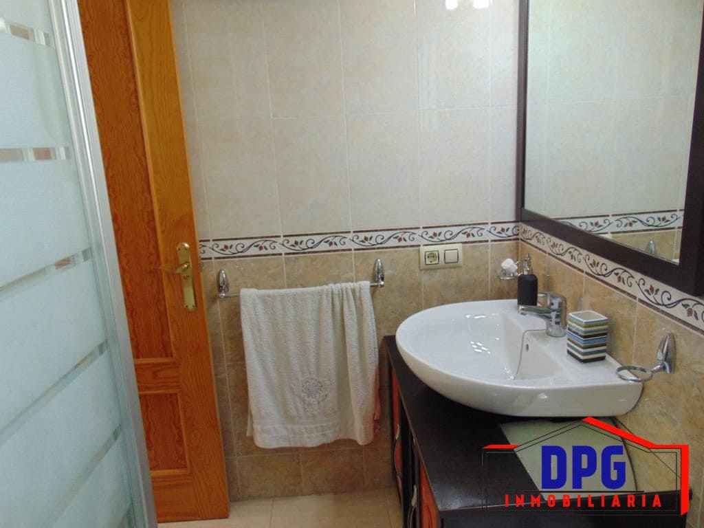 3 makuuhuone Huoneisto myytävänä paikassa Vera mukana 
autotalli - 129 000 € (Ref: 9570813)