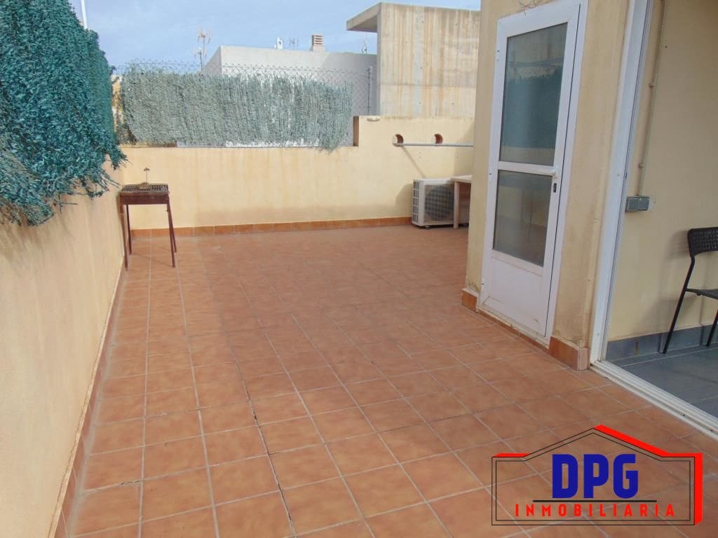 3 makuuhuone Huoneisto myytävänä paikassa Vera mukana 
autotalli - 129 000 € (Ref: 9570813)