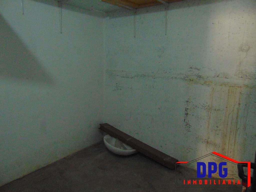 3 makuuhuone Huoneisto myytävänä paikassa Vera mukana 
autotalli - 129 000 € (Ref: 9570813)