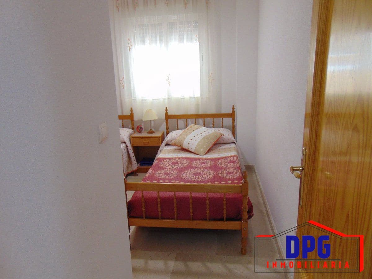 2 slaapkamer Appartement te koop in Garrucha met garage - € 140.000 (Ref: 9903909)