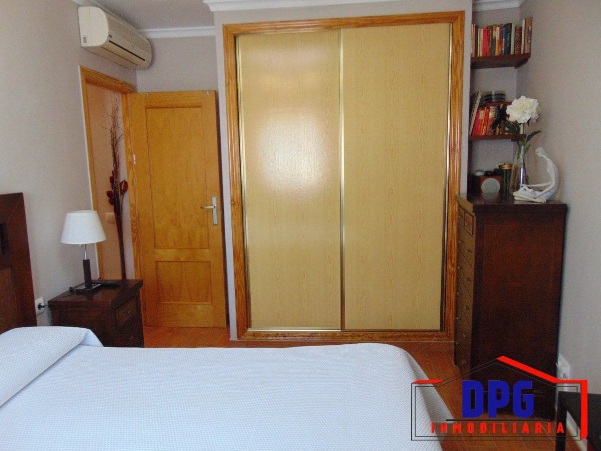 2 bedroom Apartment for sale in Garrucha - € 165,000 (Ref: 9976849)