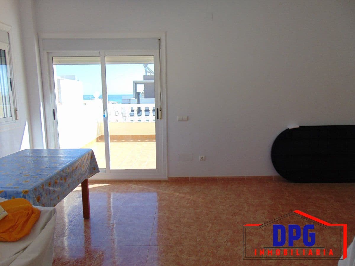 5 quarto Casa em Banda para venda em Garrucha com garagem - 285 000 € (Ref: 9984480)