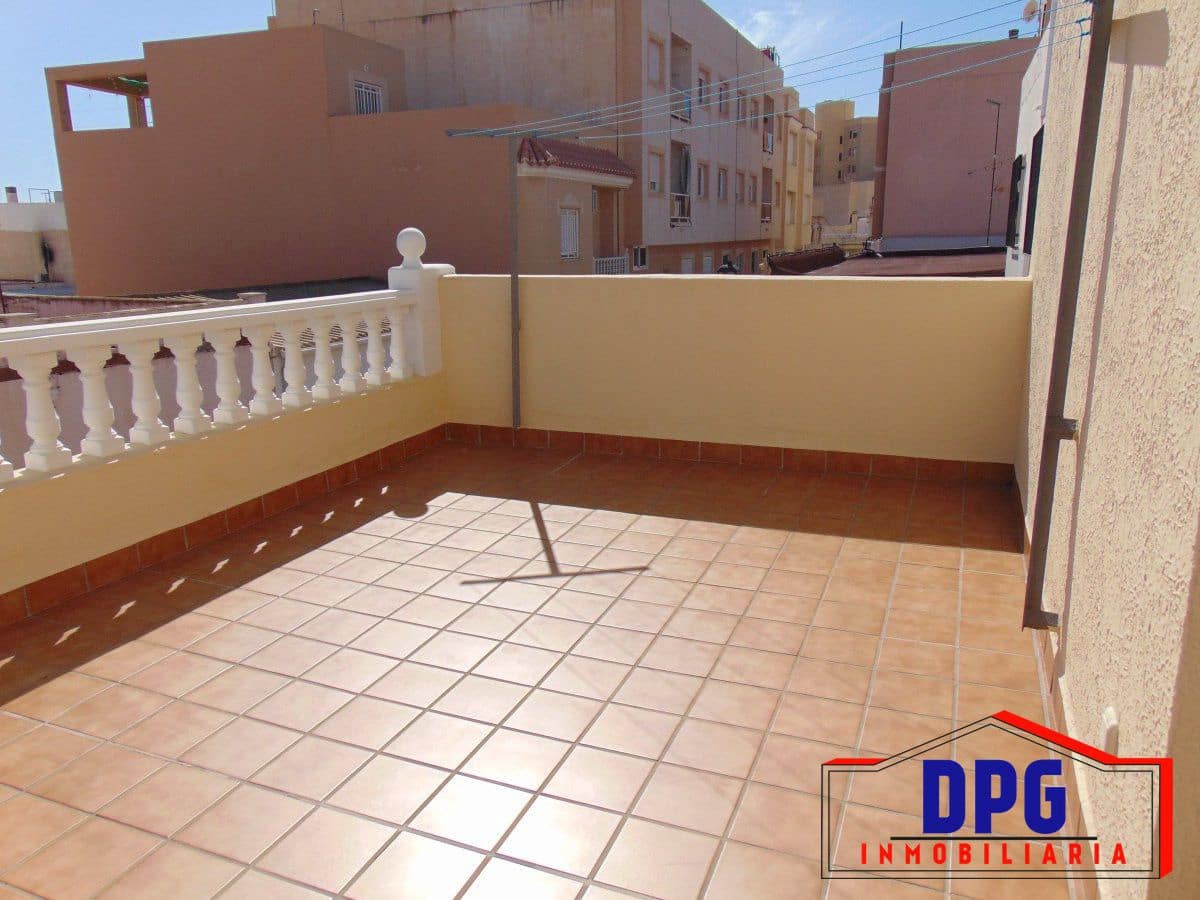 5 quarto Casa em Banda para venda em Garrucha com garagem - 285 000 € (Ref: 9984480)
