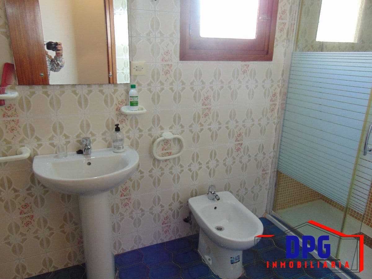 5 quarto Casa em Banda para venda em Garrucha com garagem - 285 000 € (Ref: 9984480)