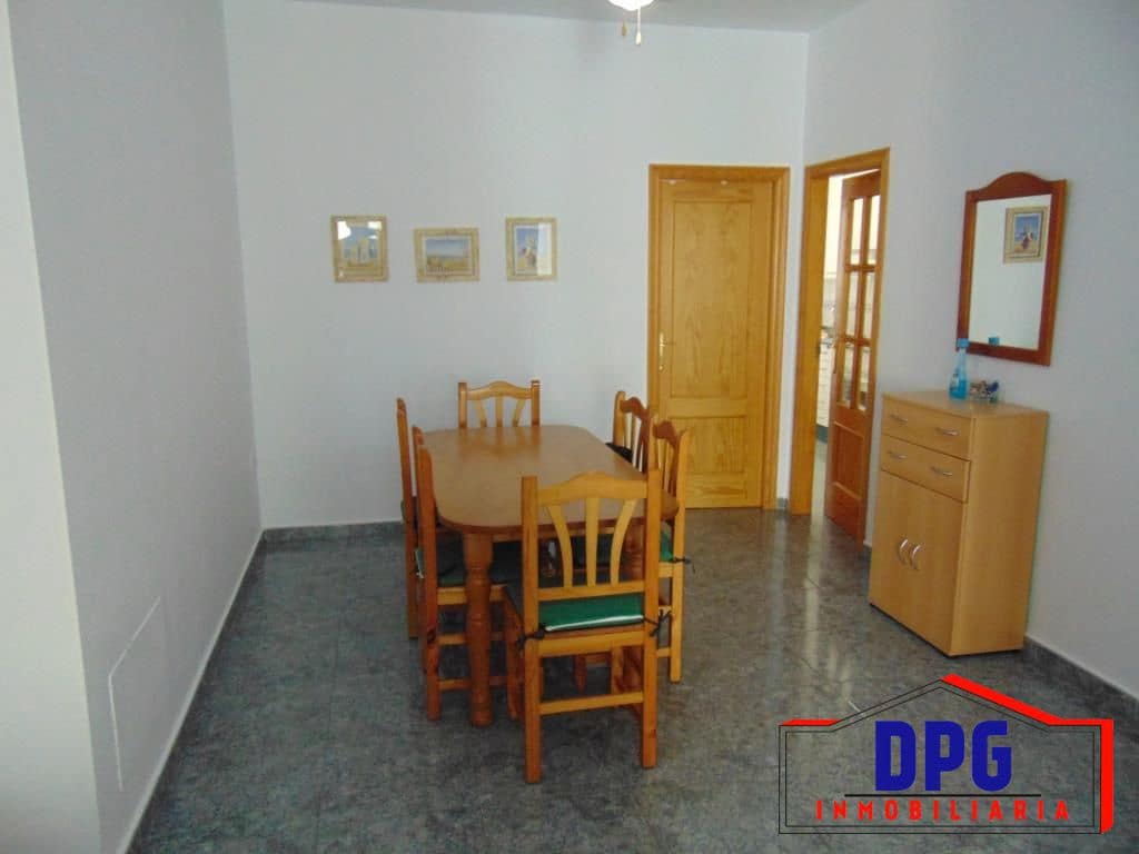 Appartement de 2 chambres à louer à Garrucha avec garage - 375 € (Ref: 9996699)