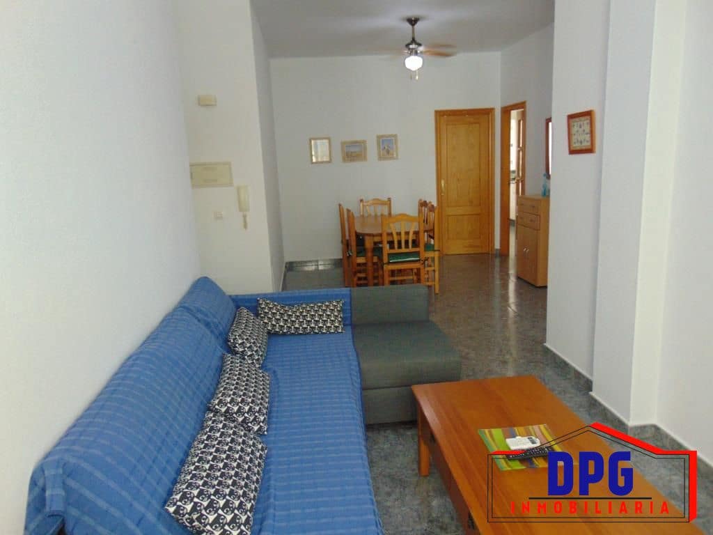 Appartement de 2 chambres à louer à Garrucha avec garage - 375 € (Ref: 9996699)