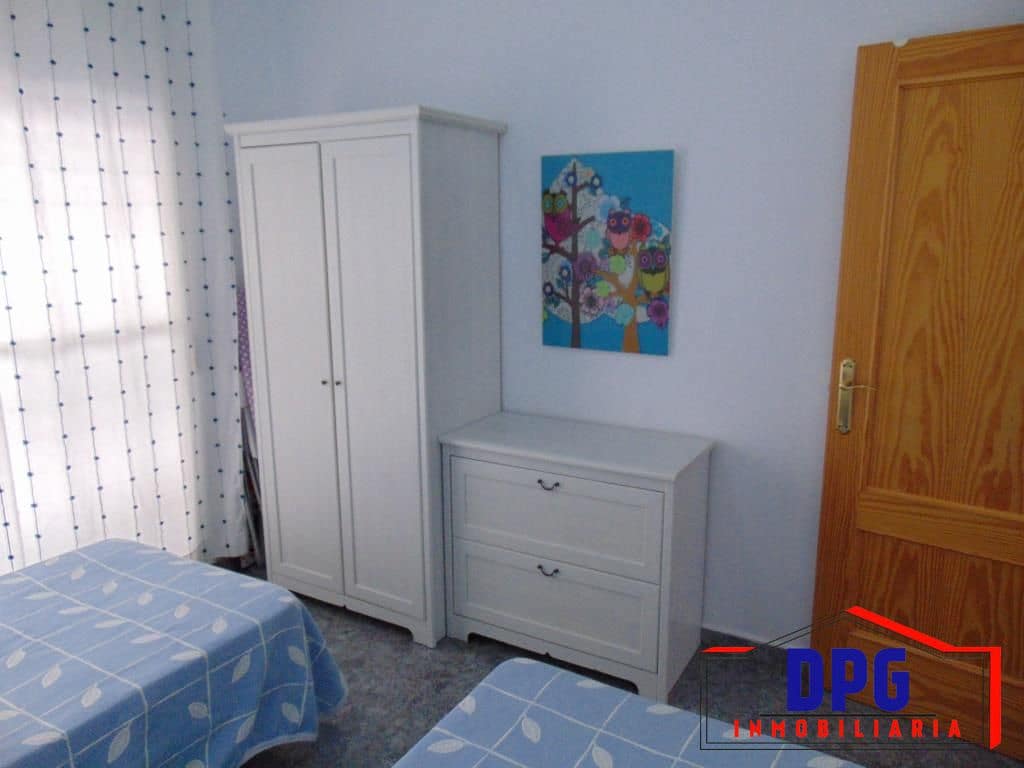 Appartement de 2 chambres à louer à Garrucha avec garage - 375 € (Ref: 9996699)