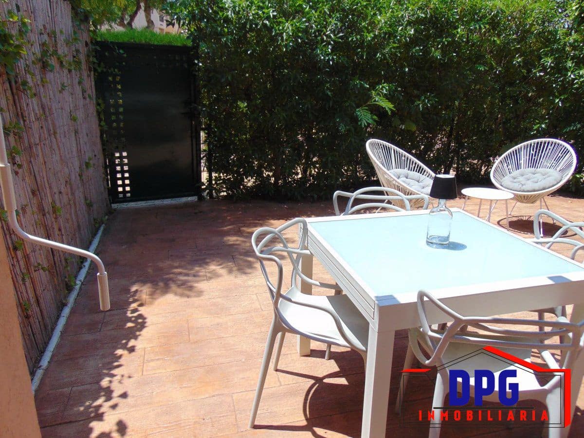 1 slaapkamer Appartement te huur in Vera met zwembad - € 500 (Ref: 9996700)