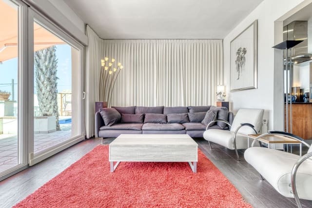 4 soveværelse Villa til salg i El Mas Fumats, Roses med swimmingpool - € 699.000 (Ref: 9759433)