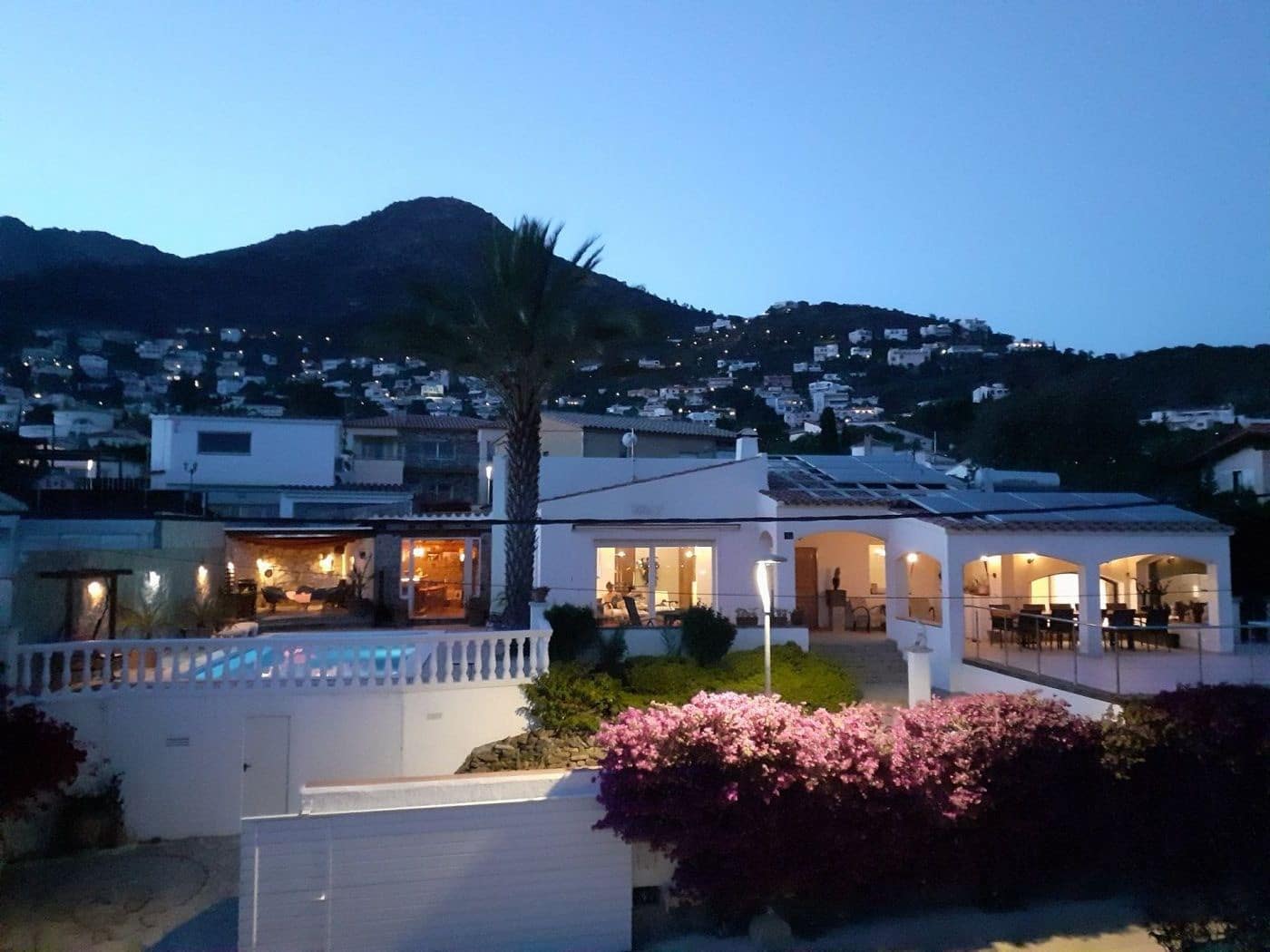 4 soveværelse Villa til salg i El Mas Fumats med swimmingpool - € 699.000 (Ref: 9759433)